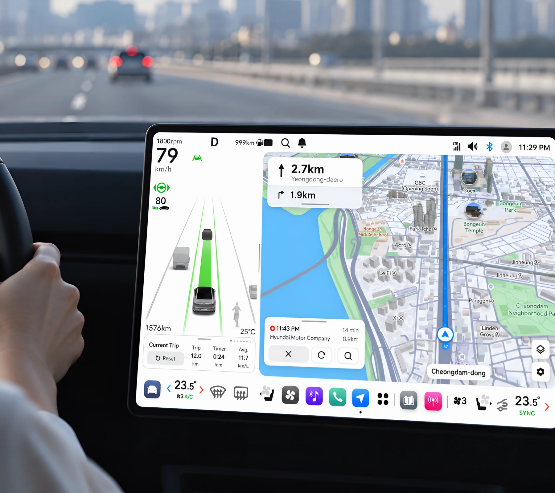 Navigation screen of Pleos Connect