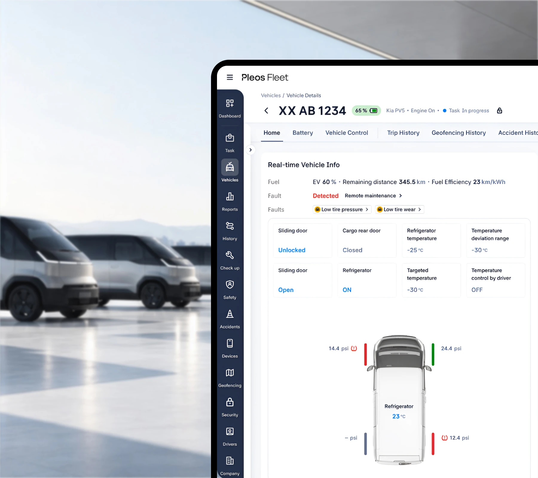 Pleos Fleet interface showing real-time driving information and vehicle status